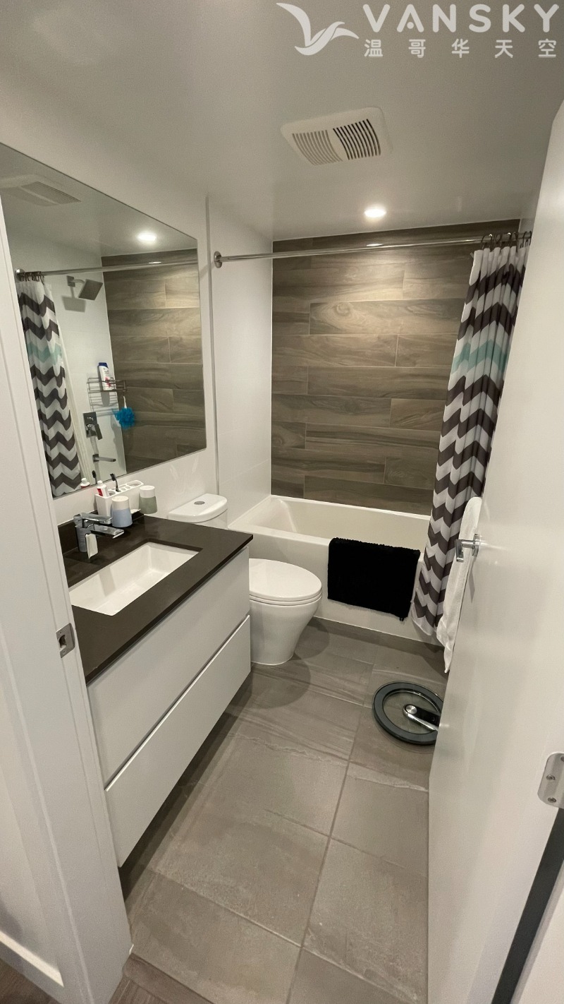 251128153217_Guest Bath.jpg